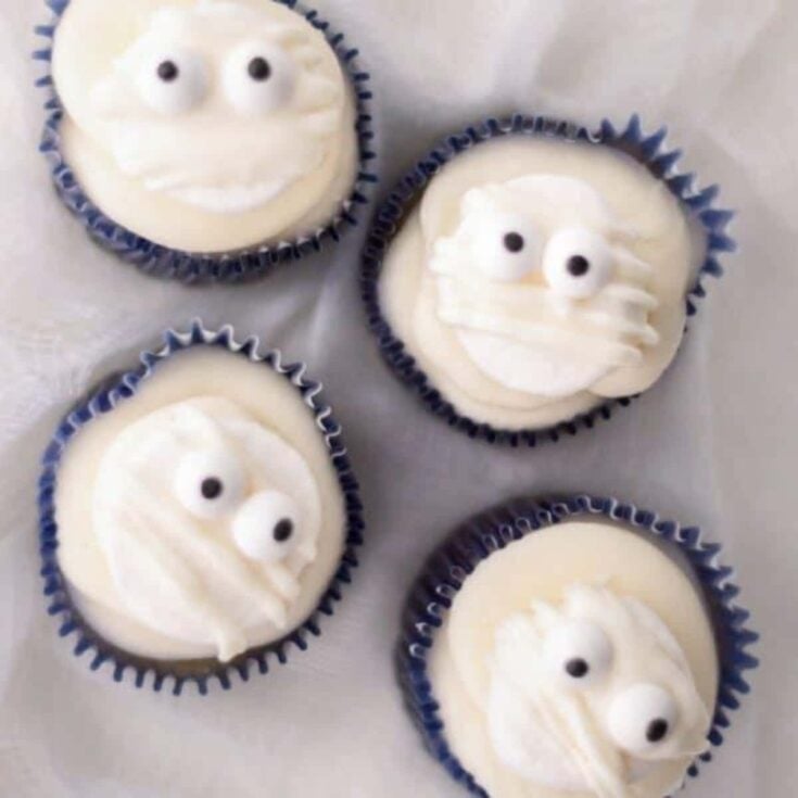 Image for Mummy Cupcakes for Halloween