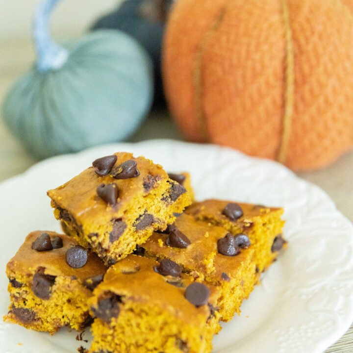 Pumpkin Chocolate Chip Bars