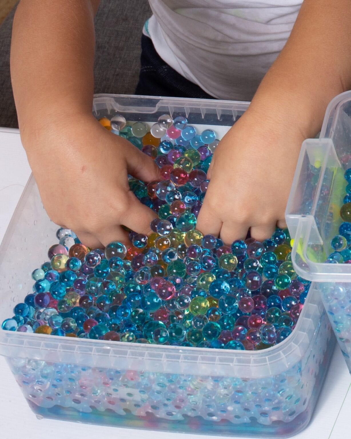 6 Frugal Kids Sensory Bin Ideas for Toddlers and Preschoolers - Saving ...