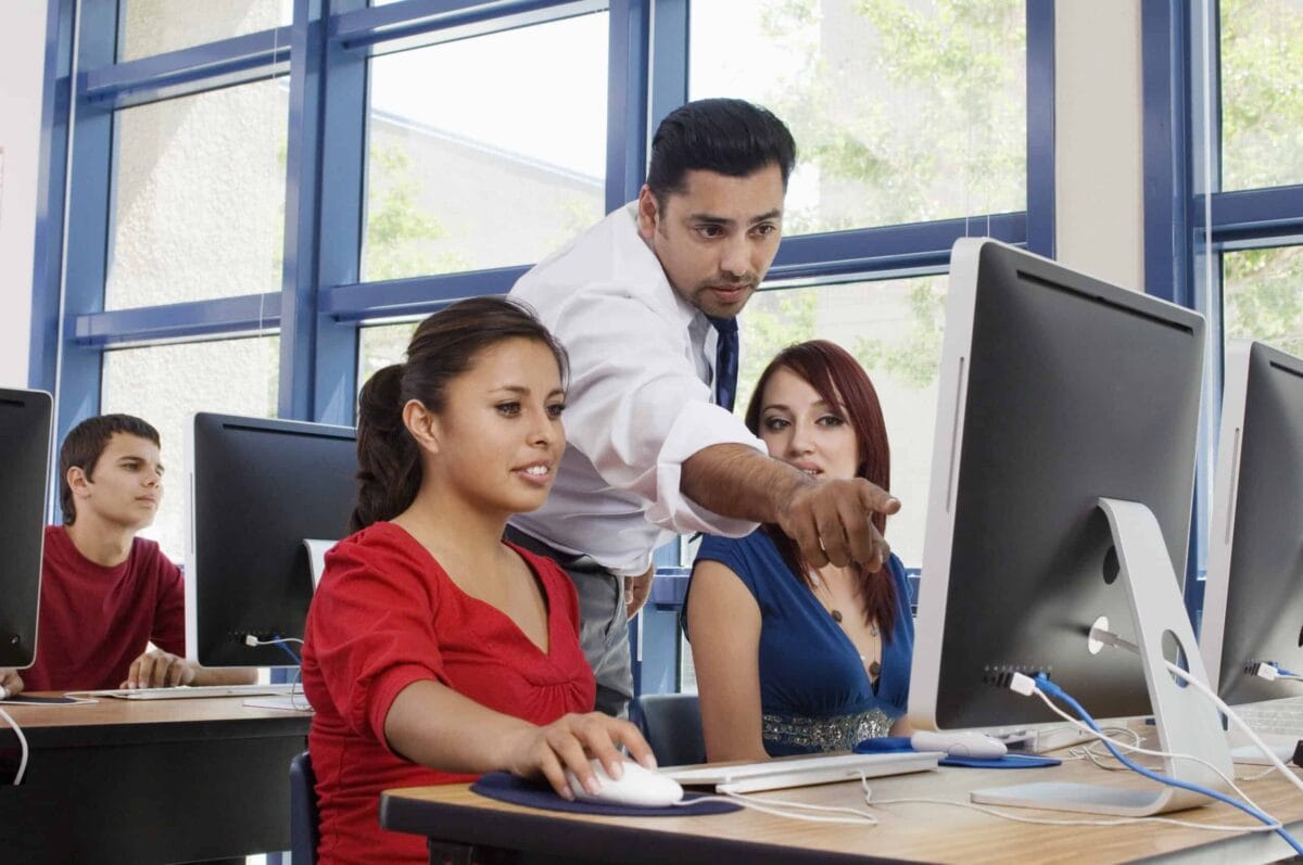 It Education Industry It Education Industry
